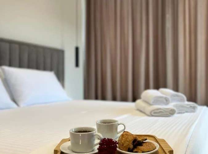 Hotel Astoria *